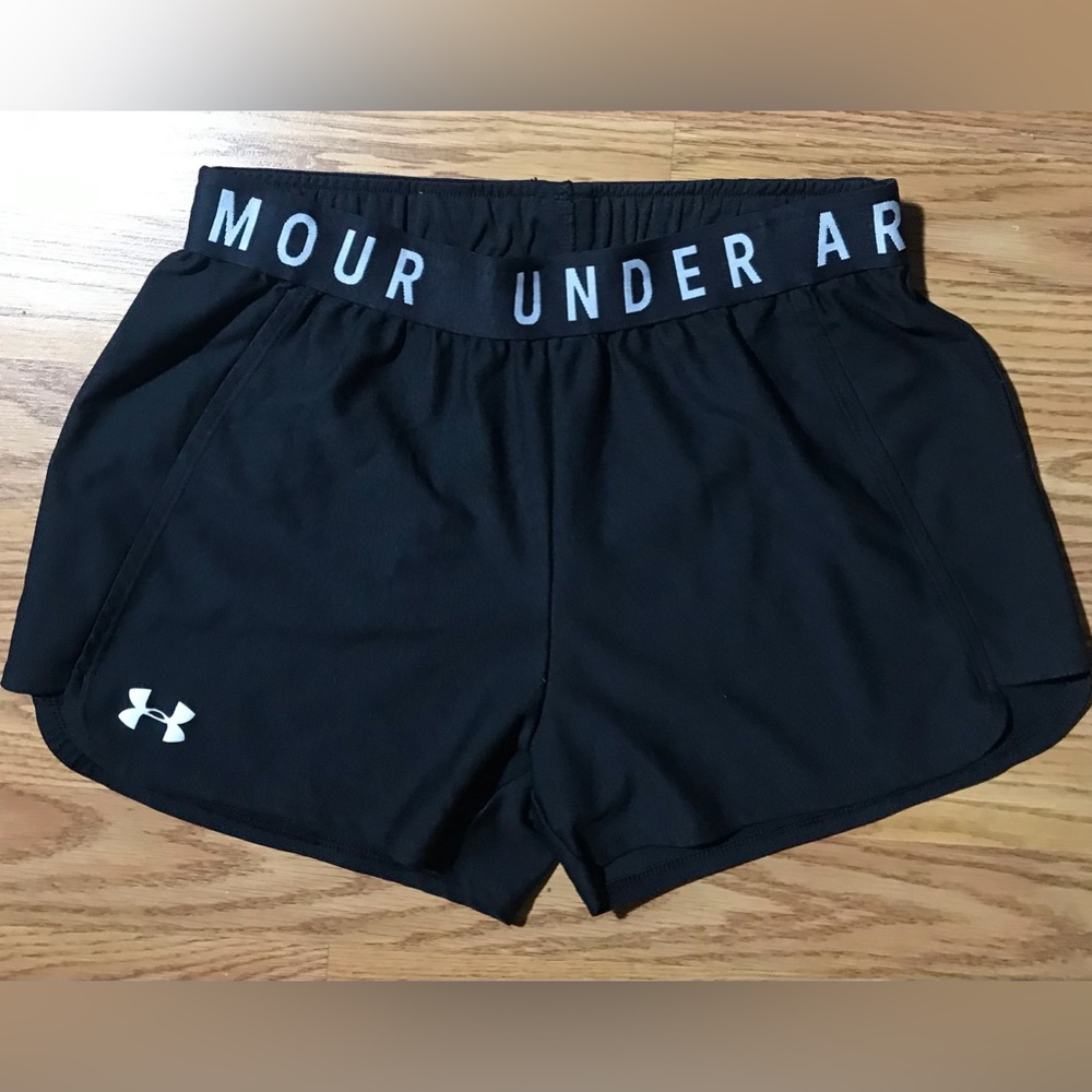 Under Armour Heatgear Gym Shorts Black Elastic Waist S Loose Fit
